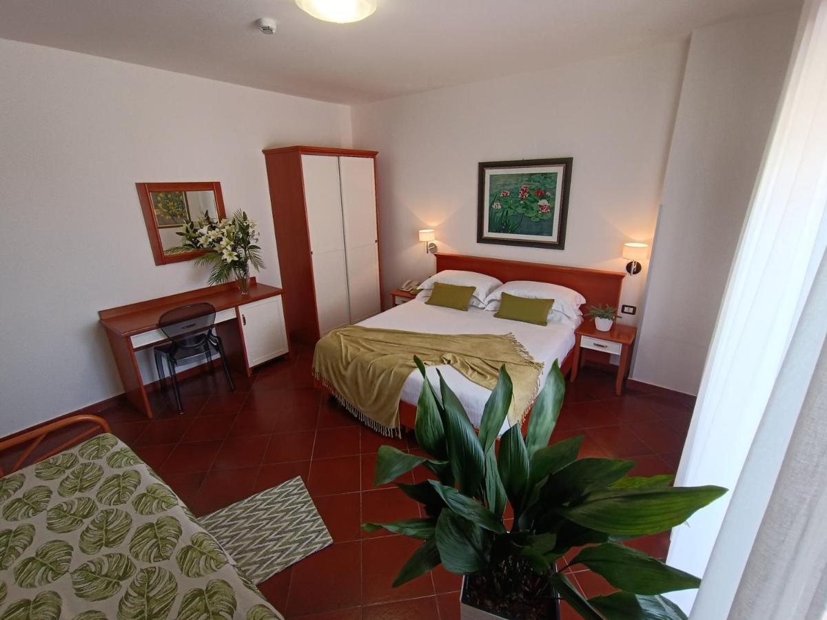 Hotel Martello LMP Exterior foto